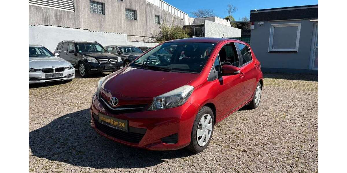 Toyota Yaris 140.000 km 5.800 &euro; Haan 42781