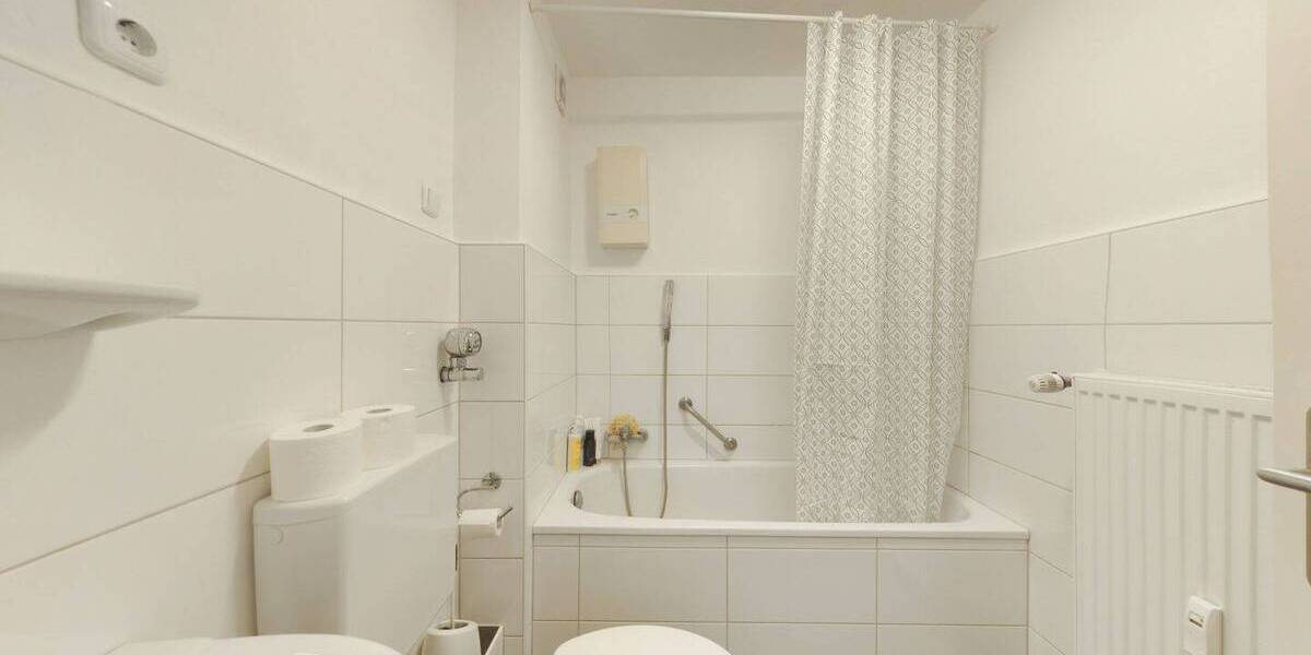 Etagenwohnung Düsseldorf Lierenfeld - 3 Zimmer, 63 m&sup2;, 165.000&euro; | Angebot:26260836