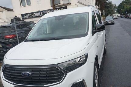 Ford Grand Tourneo 140.000 km 16.999 &euro; Köln 51143