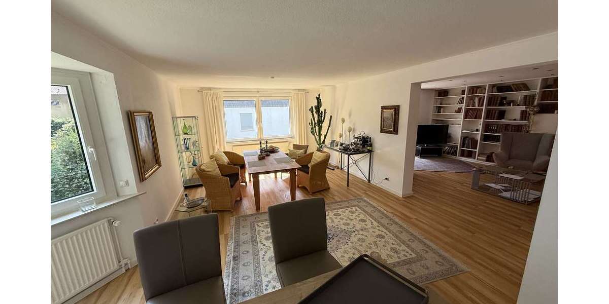 Etagenwohnung Solingen Central - 3 Zimmer, 94 m&sup2;, 359.000&euro; | Angebot:25308948