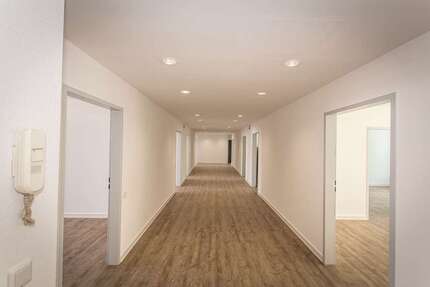 Gewerbeobjekt Düsseldorf Stadtmitte - 7.050&euro; | Angebot:23660105