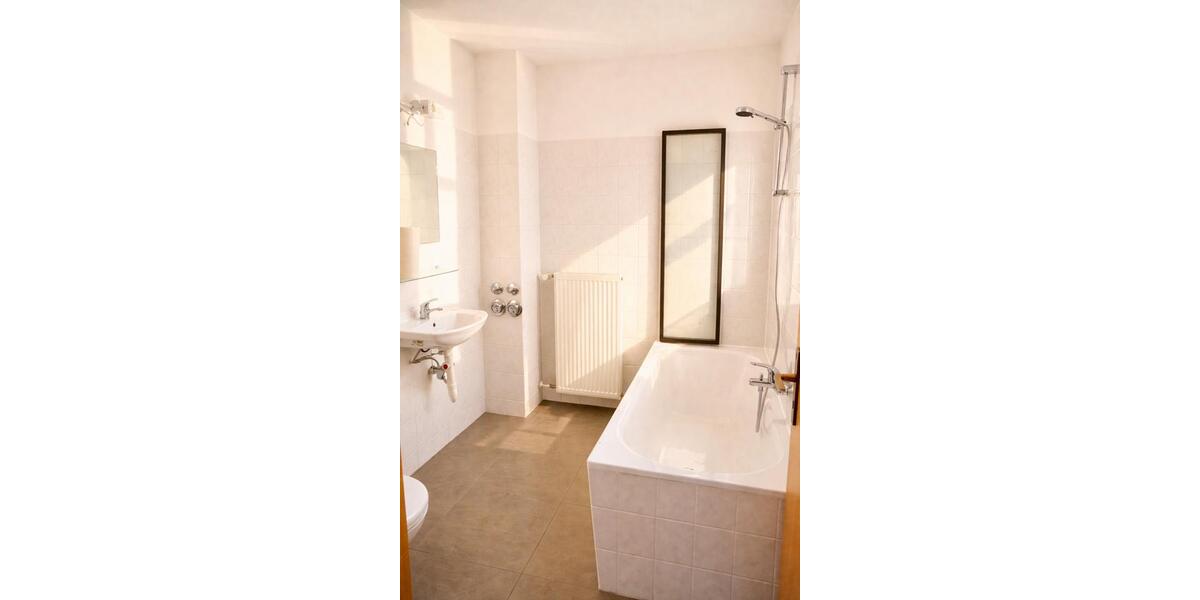 Etagenwohnung Hilden Kalstert - 3 Zimmer, 85 m&sup2;, 880&euro; | Angebot:25723622