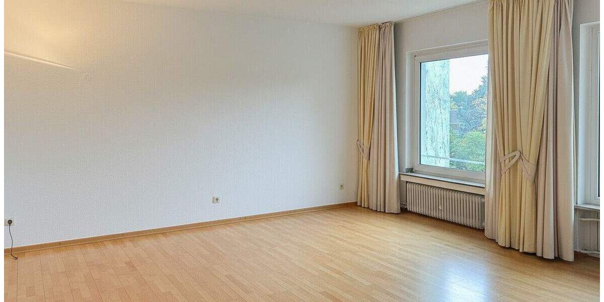 Etagenwohnung Düsseldorf Düsseltal - 3 Zimmer, 121 m&sup2;, 1.770&euro; | Angebot:25687711