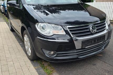 VW Touran 204.000 km 3.000 &euro; Mettmann 40823