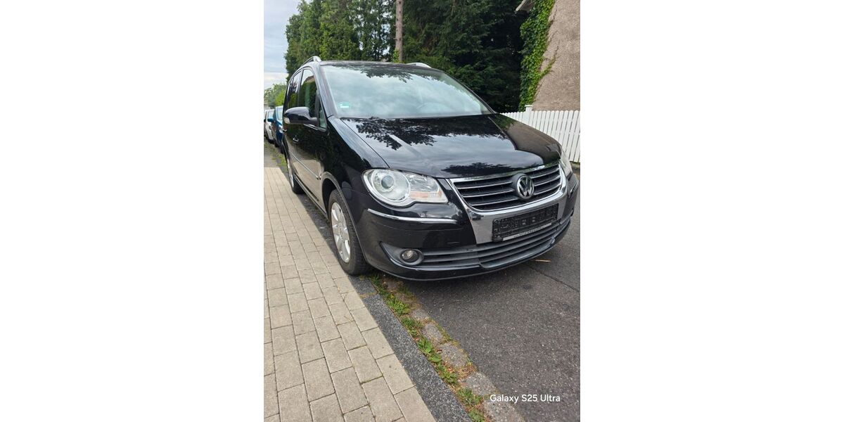 VW Touran 204.000 km 3.000 &euro; Mettmann 40823