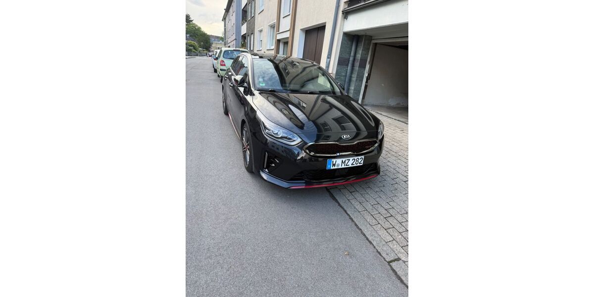 Kia pro ceed / ProCeed 92.000 km 18.950 &euro; Wuppertal 42283