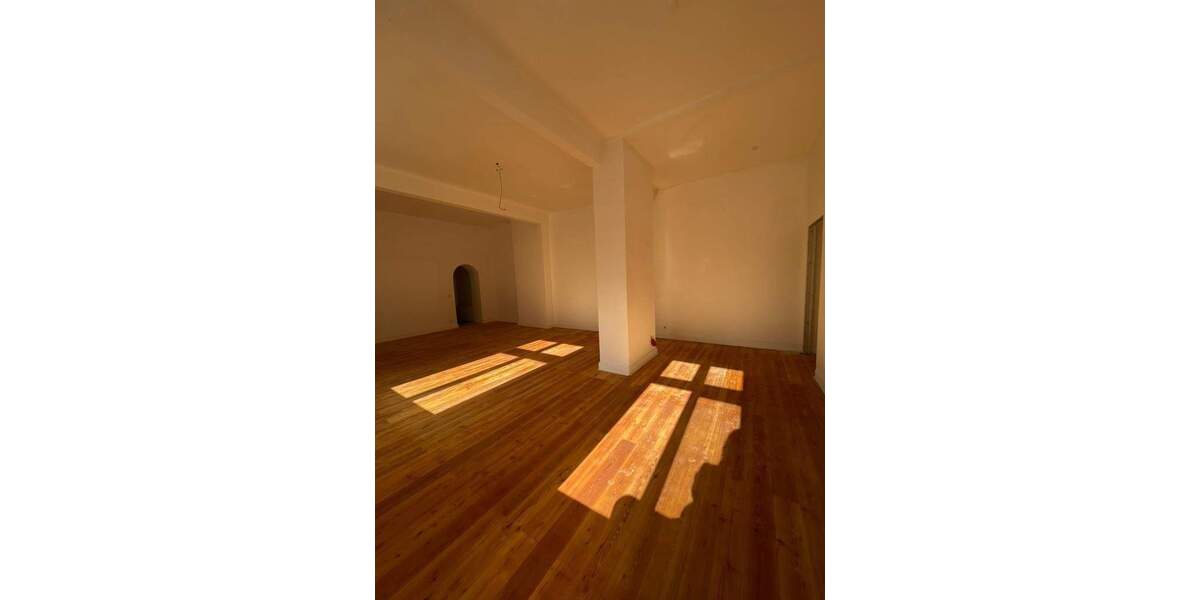 Gewerbeobjekt Düsseldorf Flingern Nord - 3 Zimmer, 176 m&sup2;, 1.250&euro; | Angebot:26157414