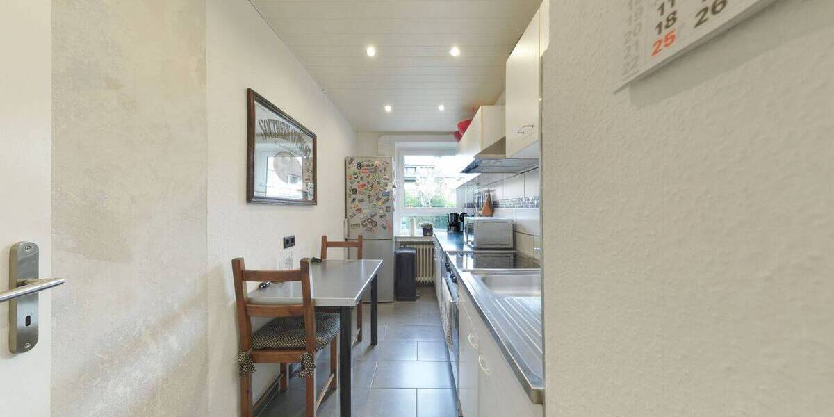 Etagenwohnung Düsseldorf Lierenfeld - 3 Zimmer, 81 m&sup2;, 279.000&euro; | Angebot:26260957