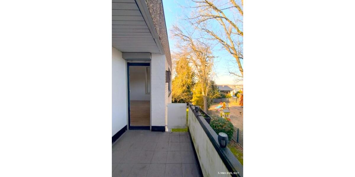Frechen-Königsdorf - gut geschnittene 2,5-Zimmer Wohnung mit Balkon - Etagenwohnung Frechen Königsdorf | Angebot:25874456