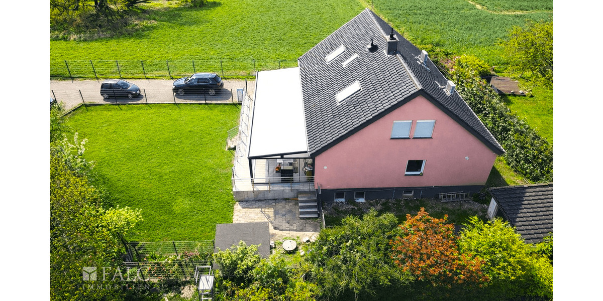 Einfamilienhaus Köln Esch/Auweiler - 8 Zimmer, 288 m&sup2;, 999.000&euro; | Angebot:25696534