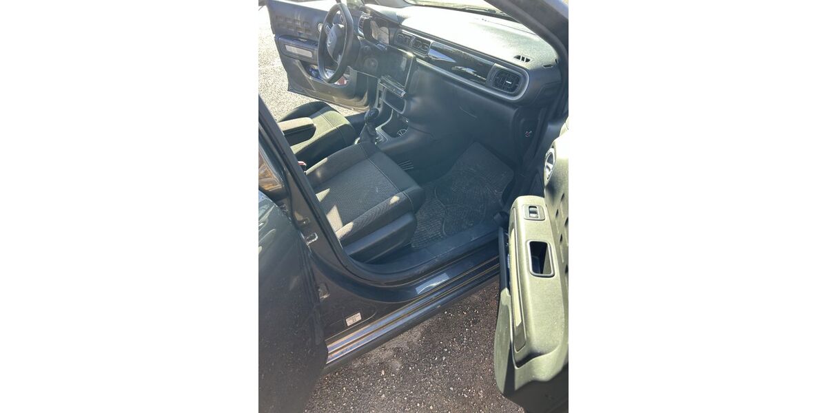 Citroen C3 60.900 km 8.400 &euro; Frechen 50226