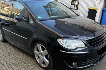 VW Touran 260.103 km 3.600 &euro; Heiligenhaus 42579