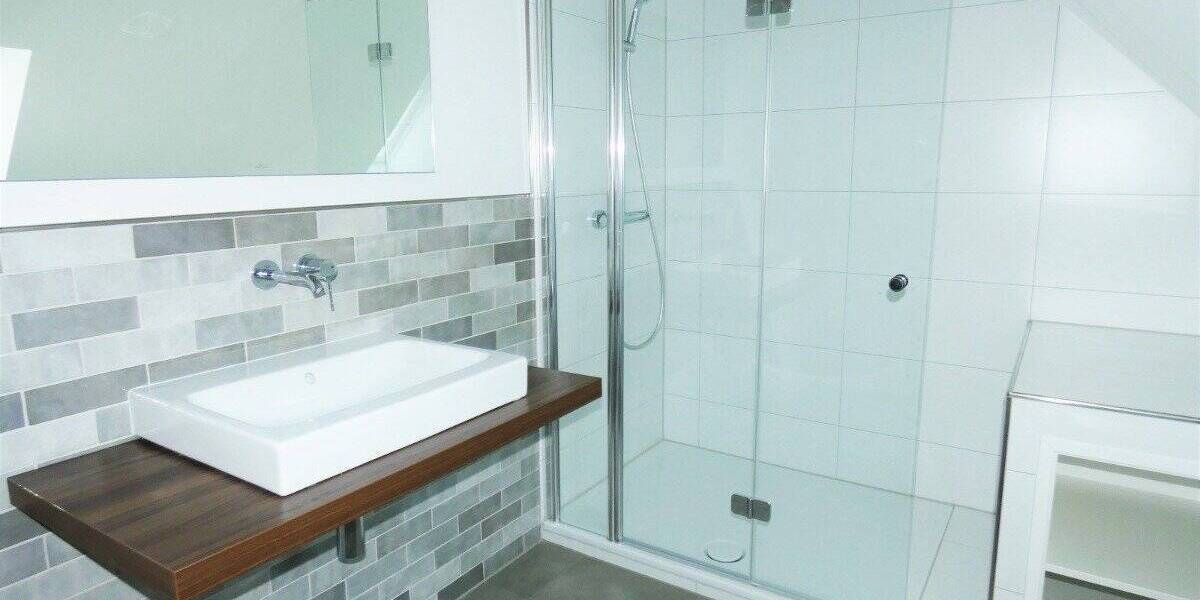 Einfamilienhaus Köln Dünnwald - 6 Zimmer, 240 m&sup2;, 3.500&euro; | Angebot:25728027