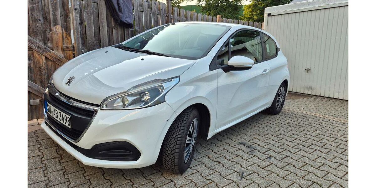 Peugeot 208 96.100 km 6.500 &euro; Köln 50769