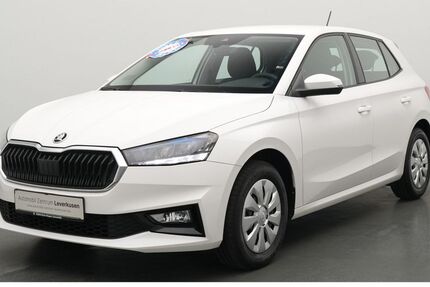 Skoda Fabia 33.285 km 14.380 &euro; Leverkusen 51379