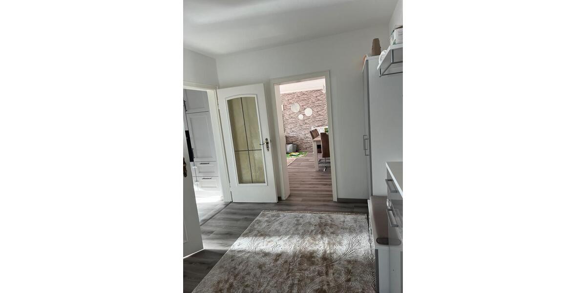 Etagenwohnung Velbert - 3 Zimmer, 75 m&sup2;, 180.000&euro; | Angebot:26765881