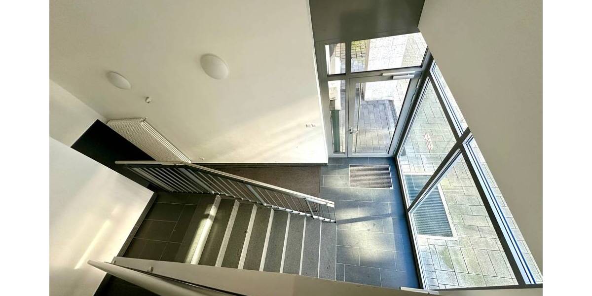 Etagenwohnung Mülheim Mitte - 4 Zimmer, 111 m&sup2;, 1.600&euro; | Angebot:25971060