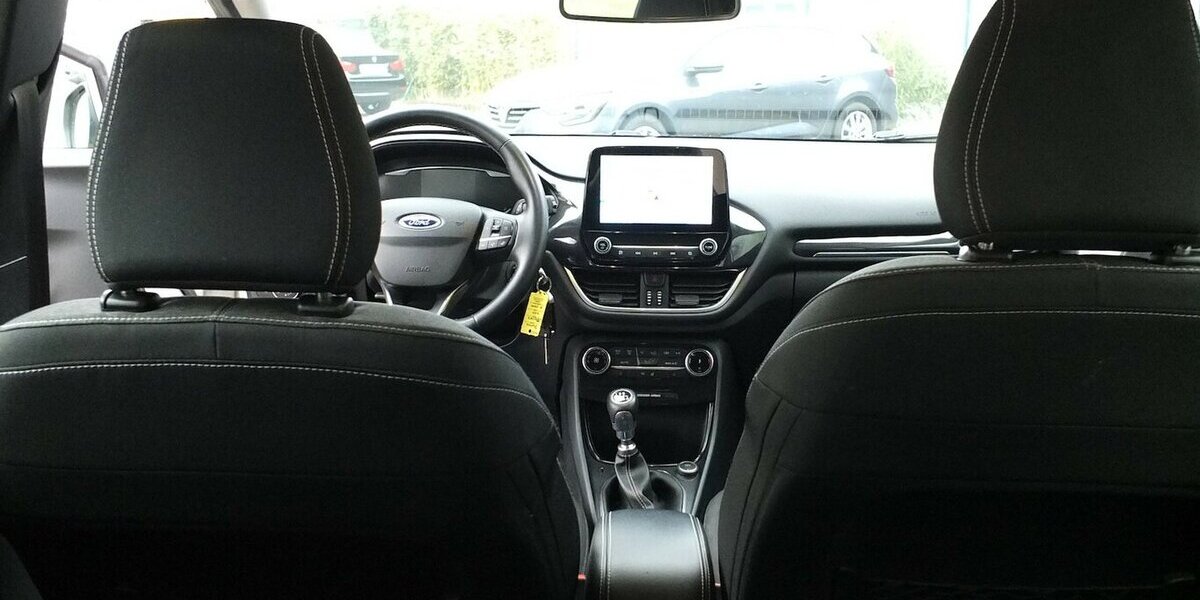 Ford Puma TITANIUM ECO BOOST NAVI PDC BLUETOOTH 107.845 km 13.908 &euro; Köln 50858