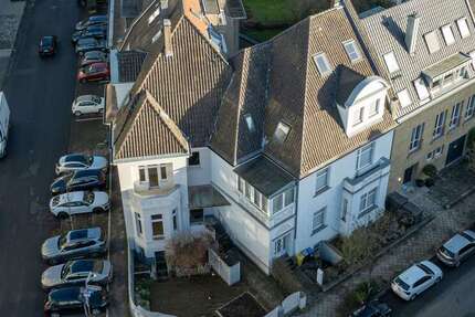 Haus Düsseldorf Heerdt - 5 Zimmer, 203 m&sup2;, 1.900.000&euro; | Angebot:26302184