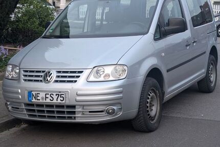 VW Caddy 333.000 km 2.000 &euro; Grevenbroich 41515