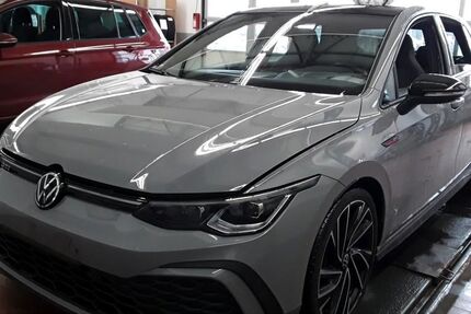 VW Golf 48.477 km 29.450 &euro; Hilden 40721