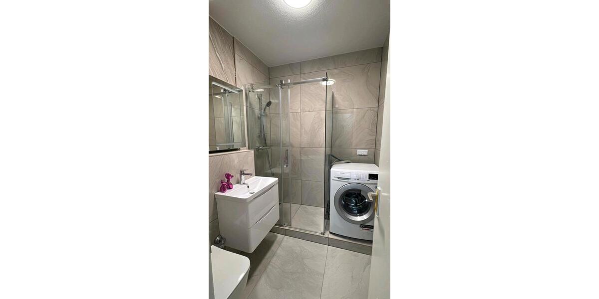 Etagenwohnung Ratingen - 1 Zimmer, 40 m&sup2;, 1.220&euro; | Angebot:24737605