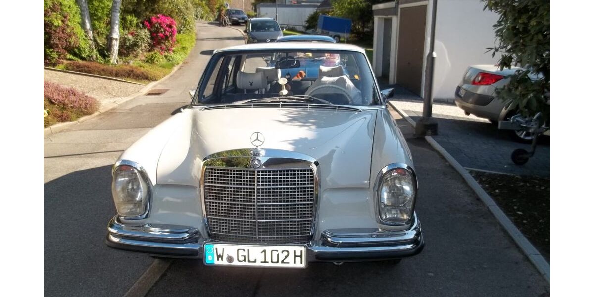 Mercedes-Benz 280 47.203 km 22.990 &euro; Wuppertal 42113
