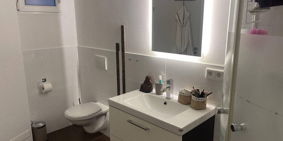 Reihenmittelhaus Wuppertal Cronenberg - 6 Zimmer, 158 m&sup2;, 430.000&euro; | Angebot:26217981