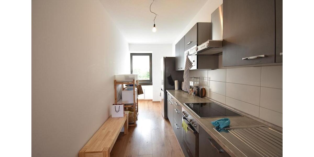 Etagenwohnung Düsseldorf Stadtbezirk 2 - 3 Zimmer, 106 m&sup2;, 1.700&euro; | Angebot:23457325