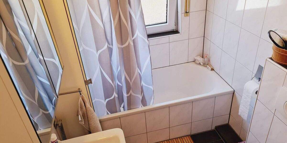 Etagenwohnung Köln / Weiden Weiden - 2 Zimmer, 57 m&sup2;, 255.000&euro; | Angebot:25695635