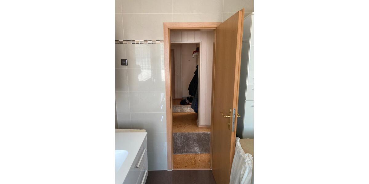 Erdgeschoßwohnung Velbert Velbert-Mitte - 3 Zimmer, 68 m&sup2;, 179.000&euro; | Angebot:26226736