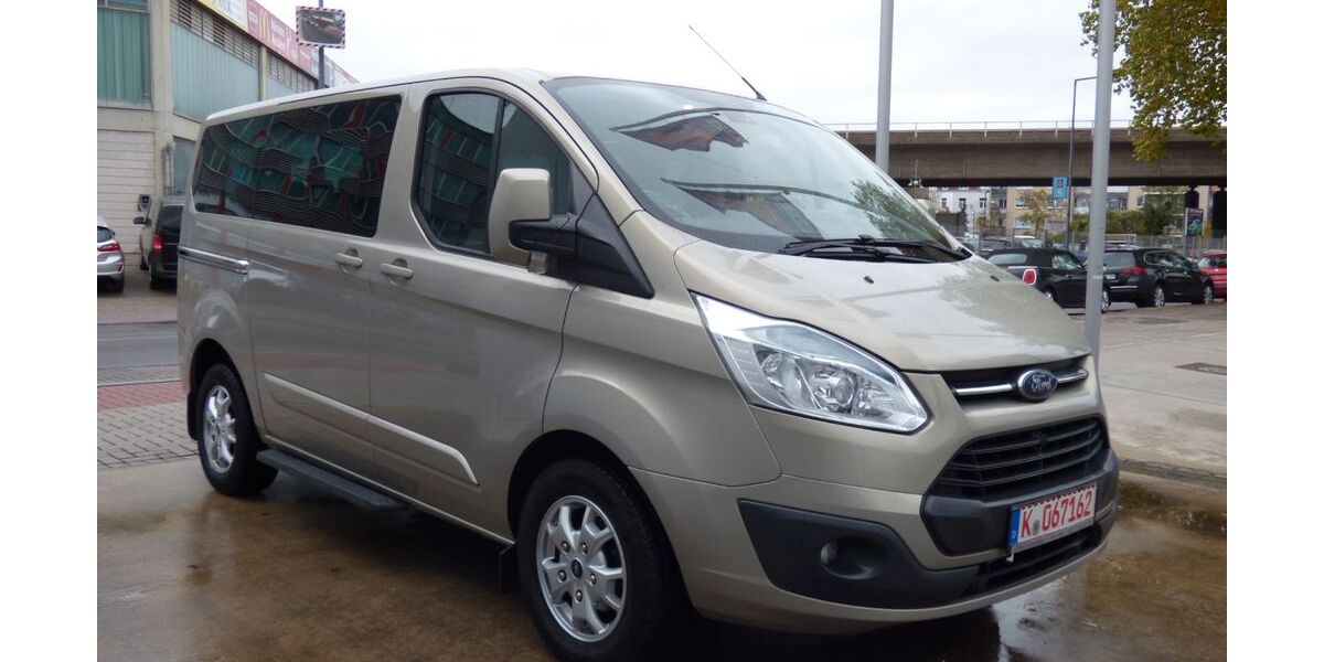 Ford Tourneo Custom 184.000 km 12.900 &euro; Köln 51105