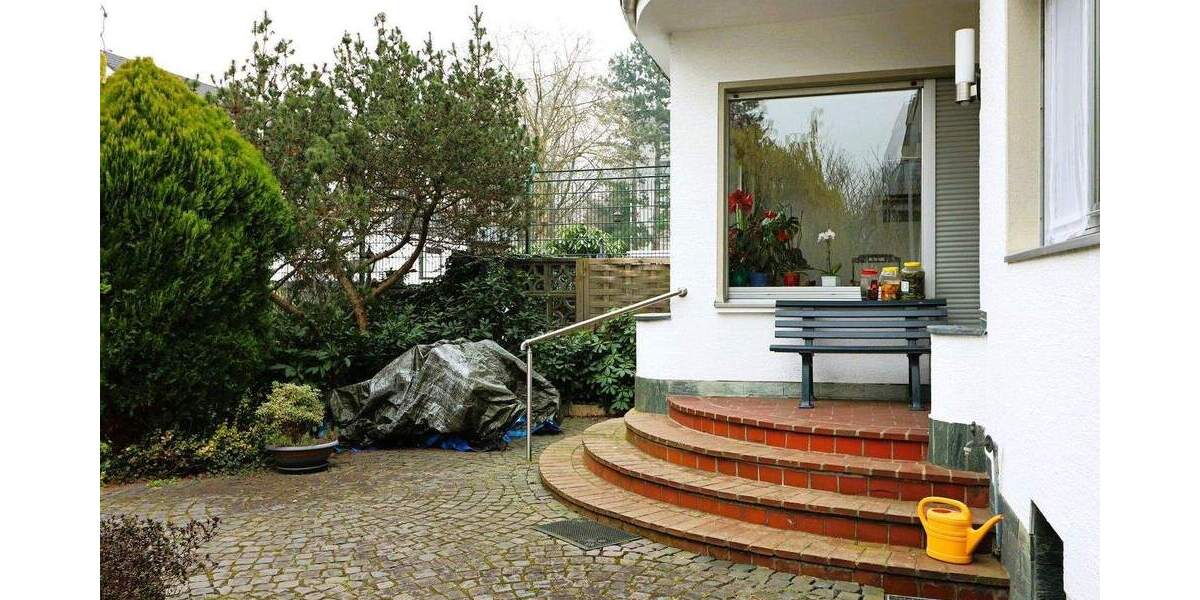 Mehrfamilienhaus, Wohnhaus Köln Holweide Holweide - 9 Zimmer, 195 m&sup2;, 785.000&euro; | Angebot:25778833