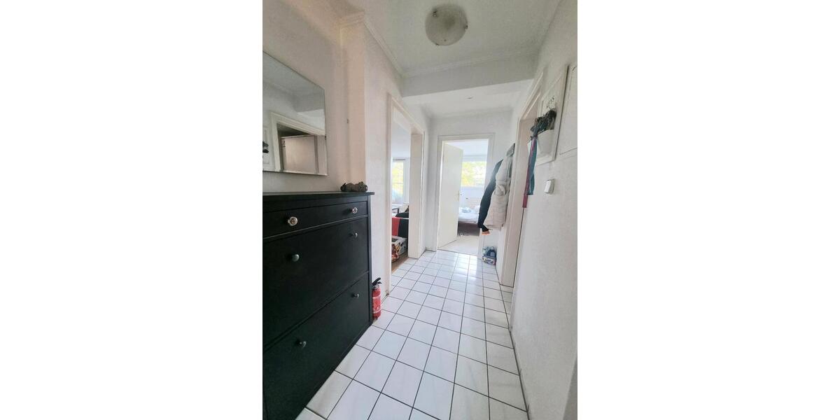 Dachgeschoßwohnung Düsseldorf Stadtbezirk 2 - 2 Zimmer, 66 m&sup2;, 999&euro; | Angebot:26268802