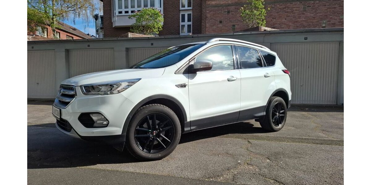 Ford Kuga 122.500 km 10.500 &euro; Langenfeld 40764