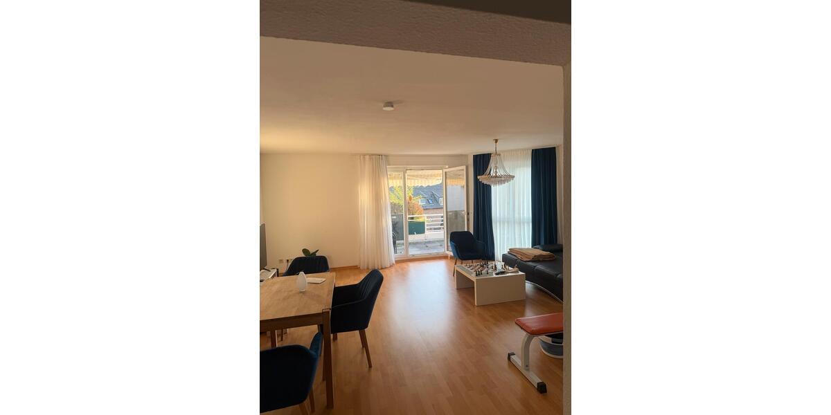 Etagenwohnung Düsseldorf Stadtbezirk 8 - 3 Zimmer, 100 m&sup2;, 900&euro; | Angebot:26294677