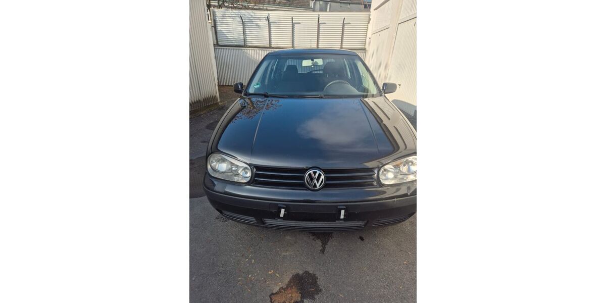 VW Golf 286.446 km 950 &euro; Wuppertal 42285