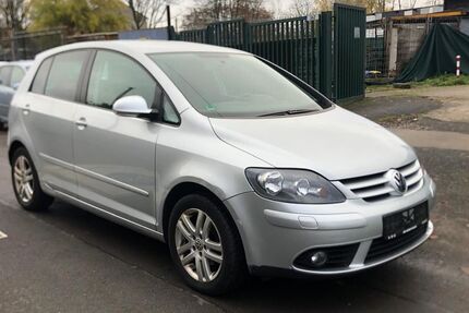 VW Golf 136.000 km 2.999 &euro; Köln 50739