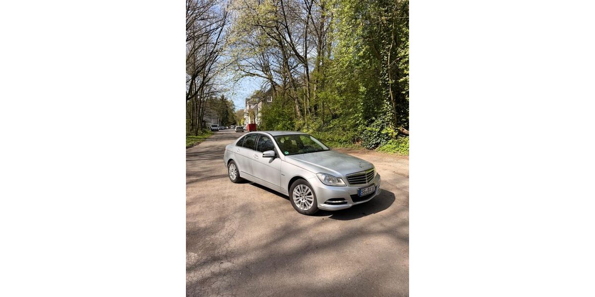 Mercedes-Benz C 180 123.000 km 8.000 &euro; Solingen 42697