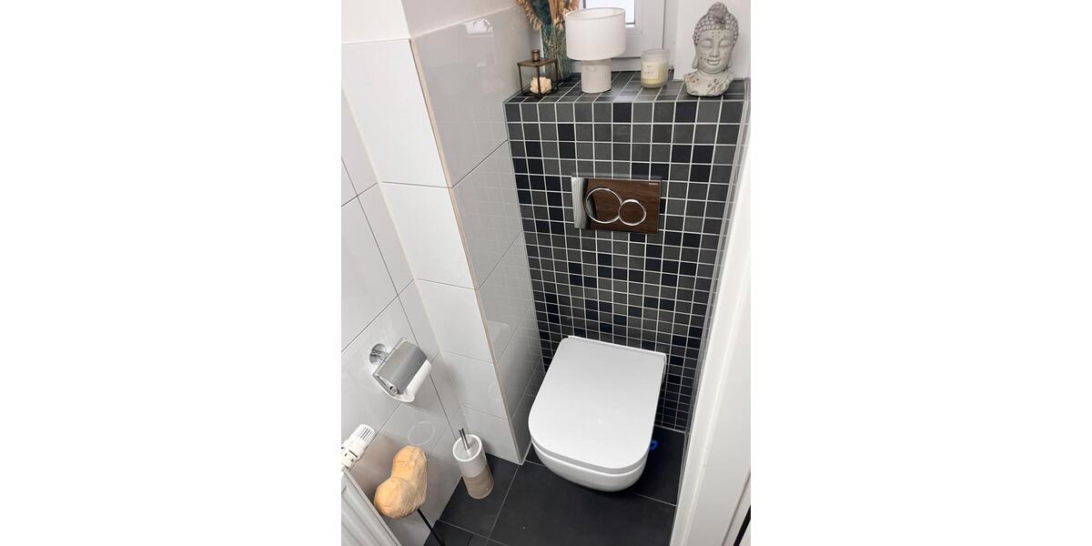 Reihenhaus Solingen Central - 6 Zimmer, 120 m&sup2;, 2.300&euro; | Angebot:25767922