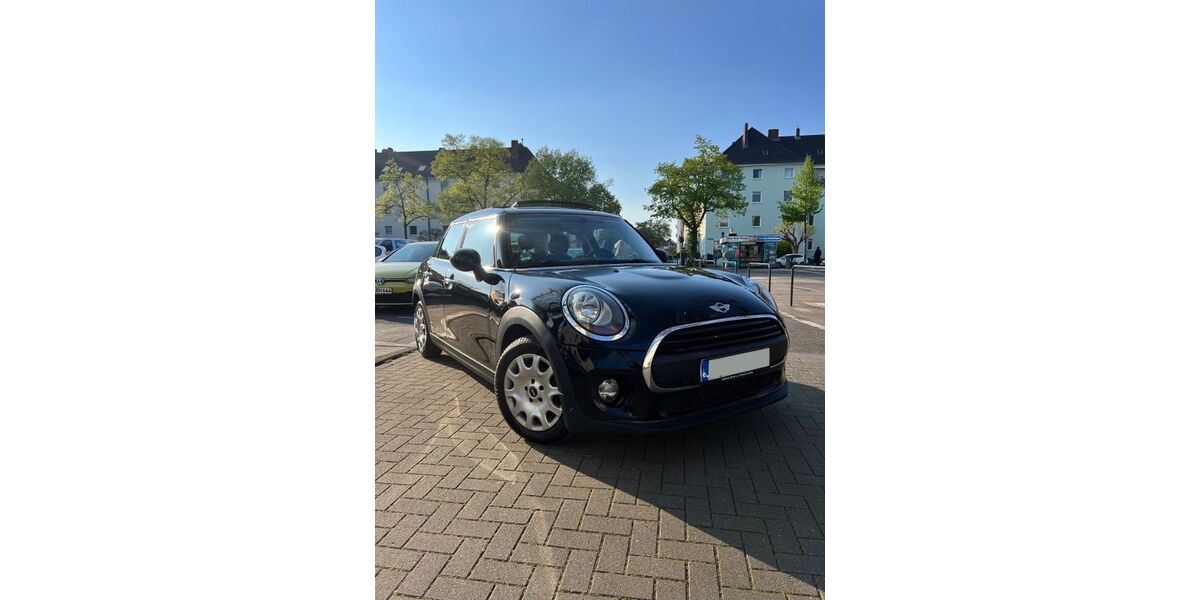 Mini ONE 117.136 km 7.400 &euro; Köln 50674