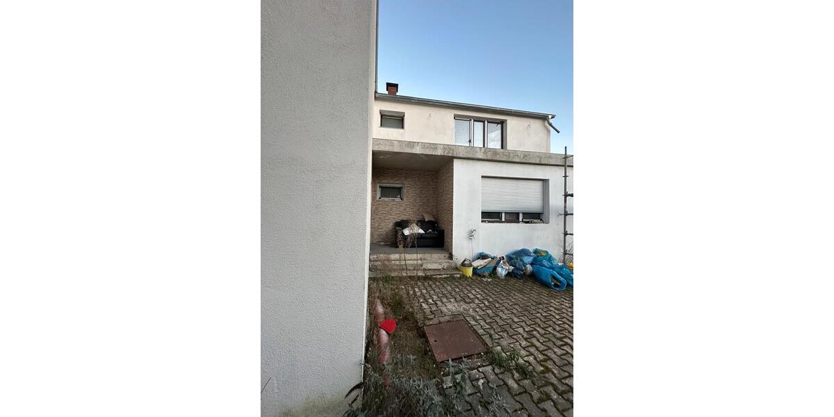 Mehrfamilienhaus, Wohnhaus Langenfeld (Rheinland) - 7 Zimmer, 237 m&sup2;, 580.000&euro; | Angebot:26126908