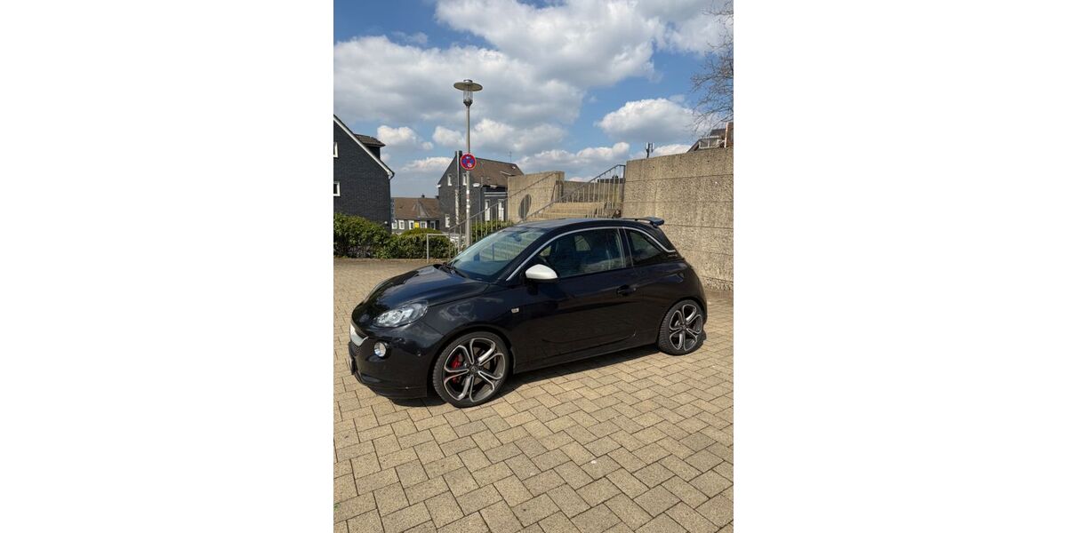 Opel Adam 92.700 km 13.490 &euro; Wermelskirchen 42929