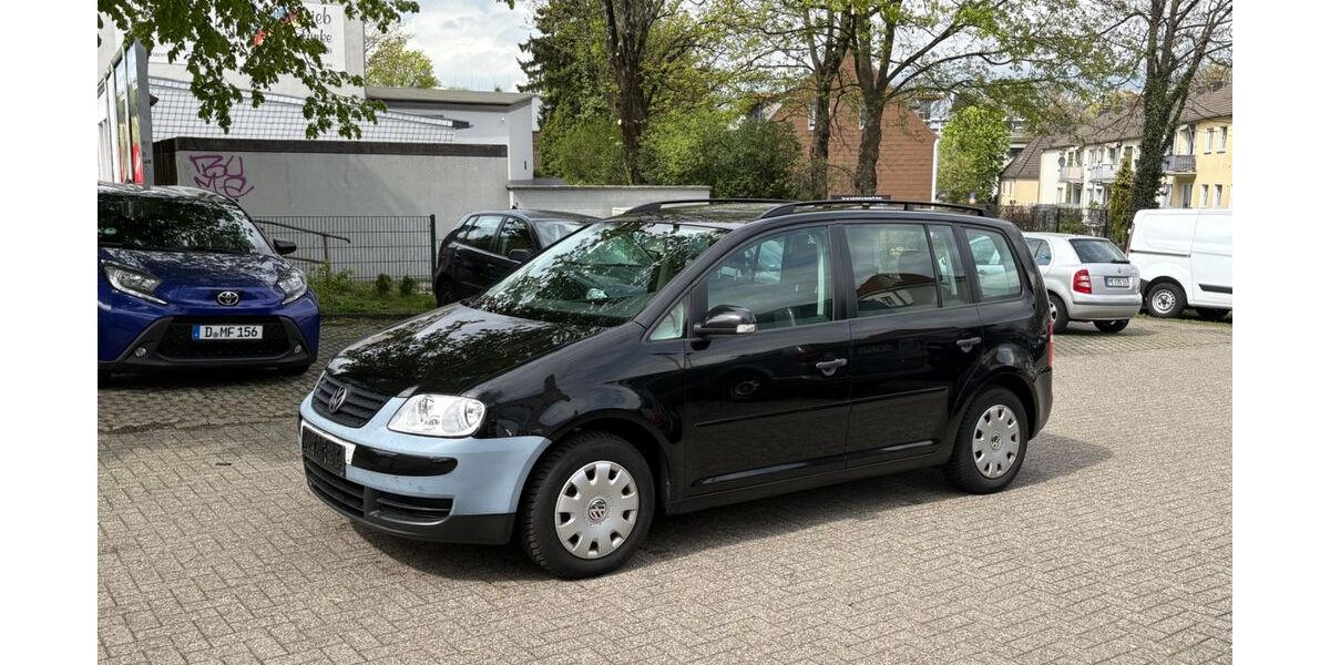 VW Touran 263.500 km 1.200 &euro; Mettmann Stadtwald Bahnhof 40822