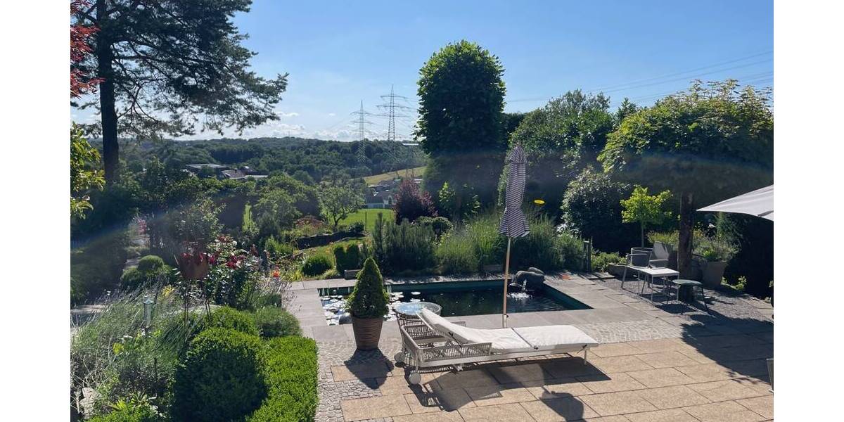 Stilvolles Wohnen mit guter Verkehrsanbindung - Mehrfamilienhaus, Wohnhaus Wuppertal Barmen | Angebot:24140375