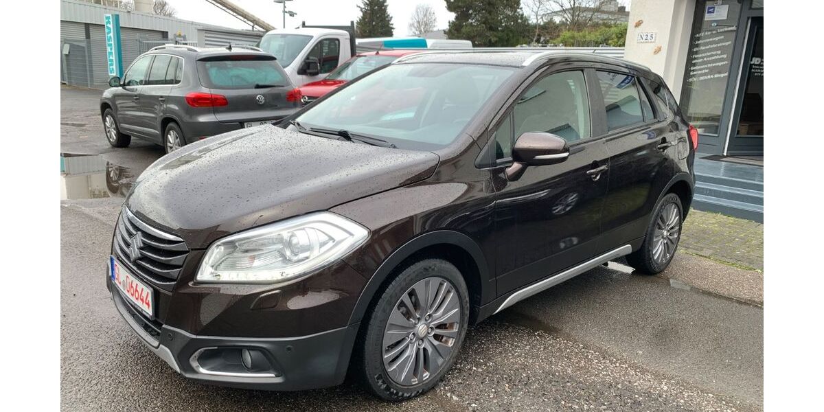 Suzuki (SX4) S-Cross 115.550 km 11.499 &euro; Bergisch Gladbach 51465