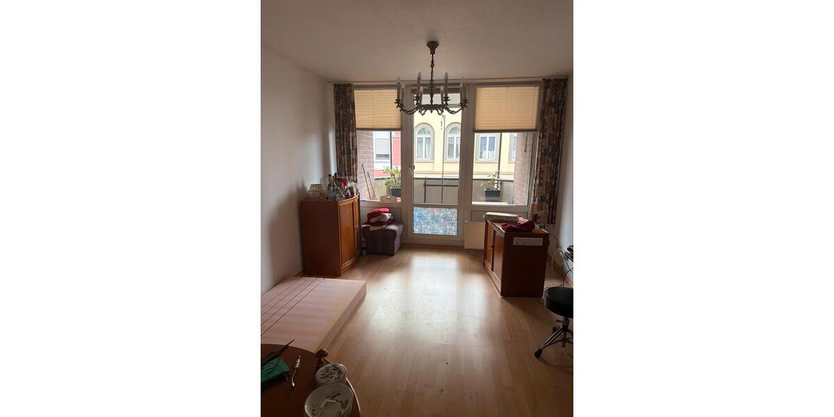 Etagenwohnung Neuss Holzheim - 3 Zimmer, 82 m&sup2;, 240.000&euro; | Angebot:26827318