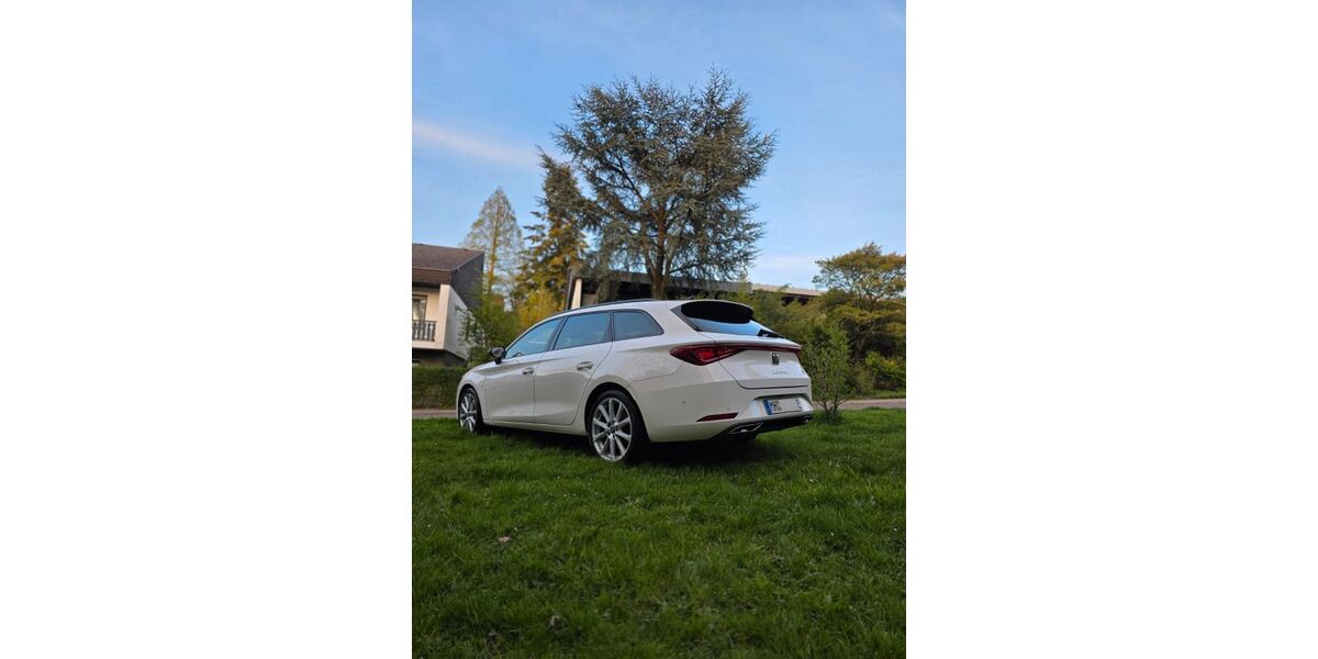 Seat Leon 82.000 km 20.999 &euro; Mülheim 45475