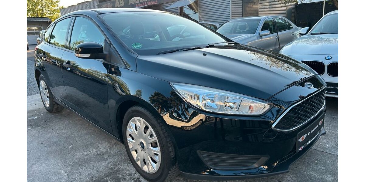 Ford Focus 110.000 km 5.950 &euro; Dormagen 41539