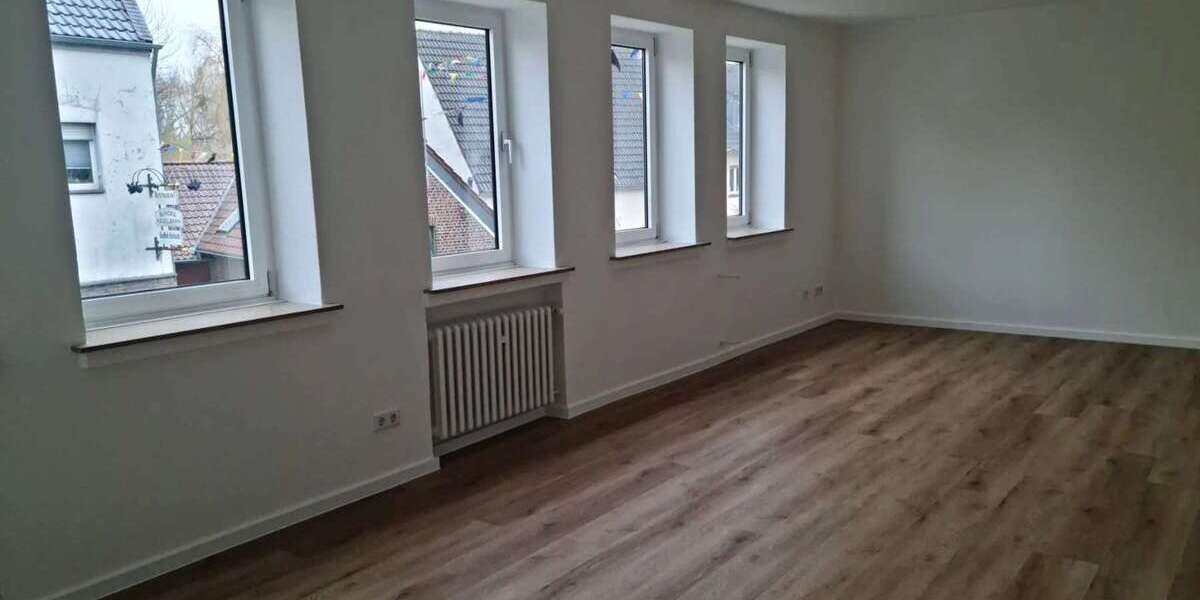 Etagenwohnung Köln Chorweiler - 3 Zimmer, 102 m&sup2;, 1.125&euro; | Angebot:26268063